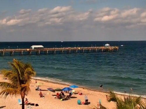 Lauderdale-By-The-Sea Beach live cam