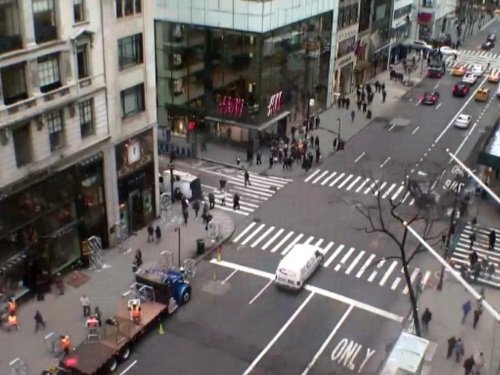 Manhattan discount live cam